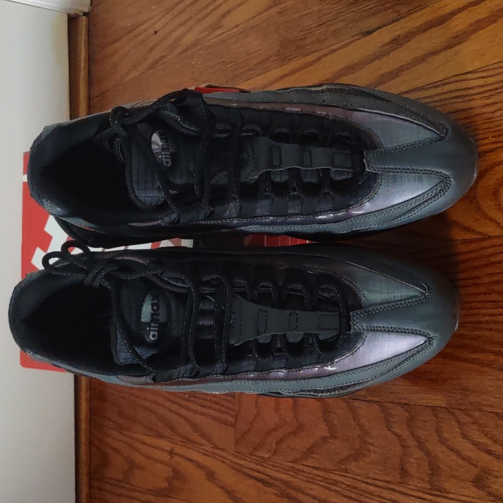 Nike Air Max 95 LV8 - Picture 5 of 6